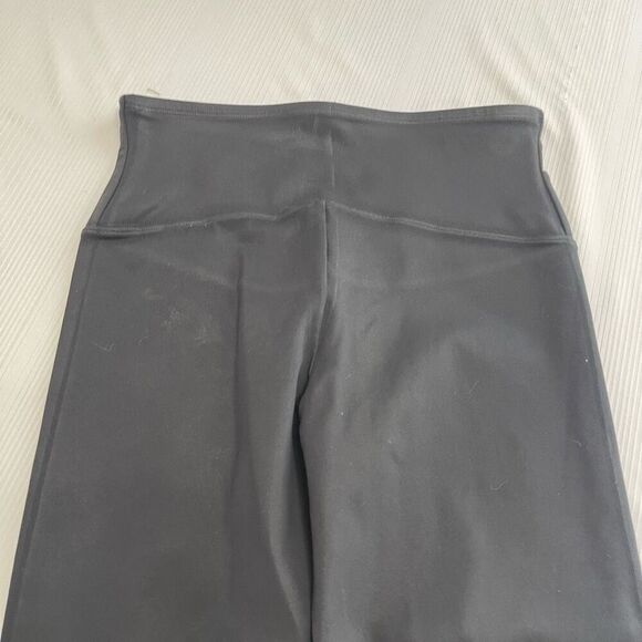 Yummie Black High Waist Leggings Size Large - Picture 8 of 8